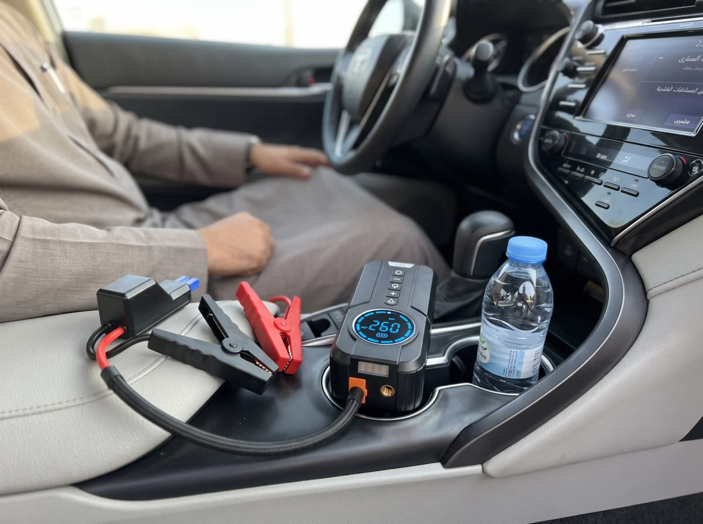 المنقذ – مشغل بطارية سيارات منفاخ إطارات كشاف طوارئ باور بانك